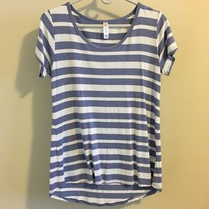 NWOT LuLaRoe Classic Tee
